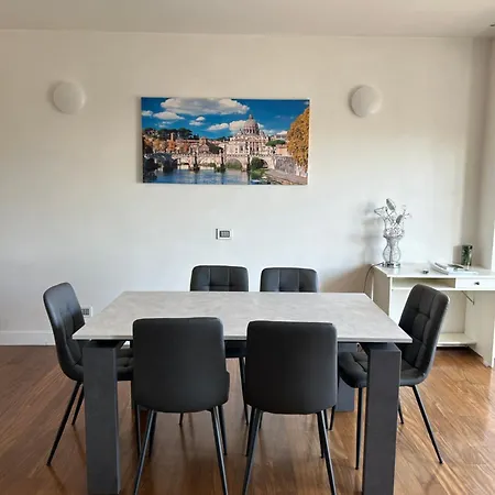 Luxury Apartment House481-3